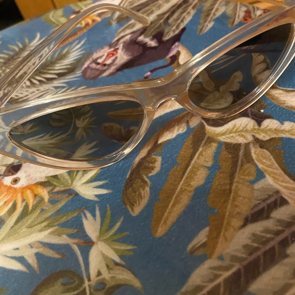 Cat Eye Clear Sunnies